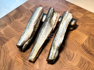 Лаваш со вкусом васаби: Корюшка вяленая (тушка)