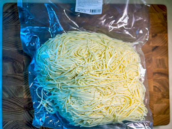 Сырный продукт ФЕРМЕРСКИЙ паутинка белая в Электрогорске