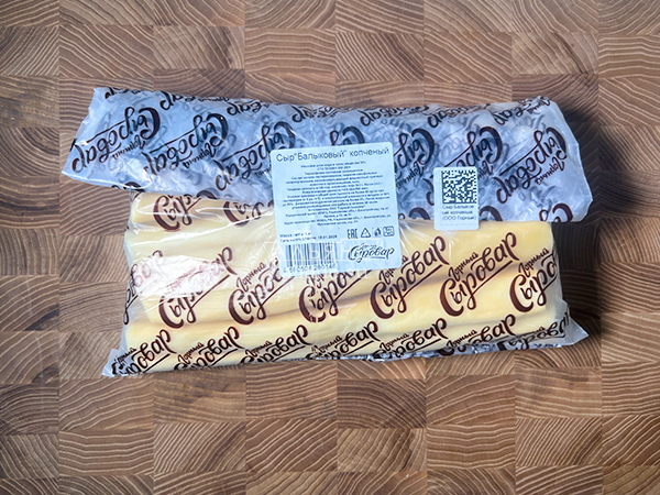Сыр 1 кг ГОРНЫЙ СЫРОВАР (Балыковый копчёный) в Электрогорске
